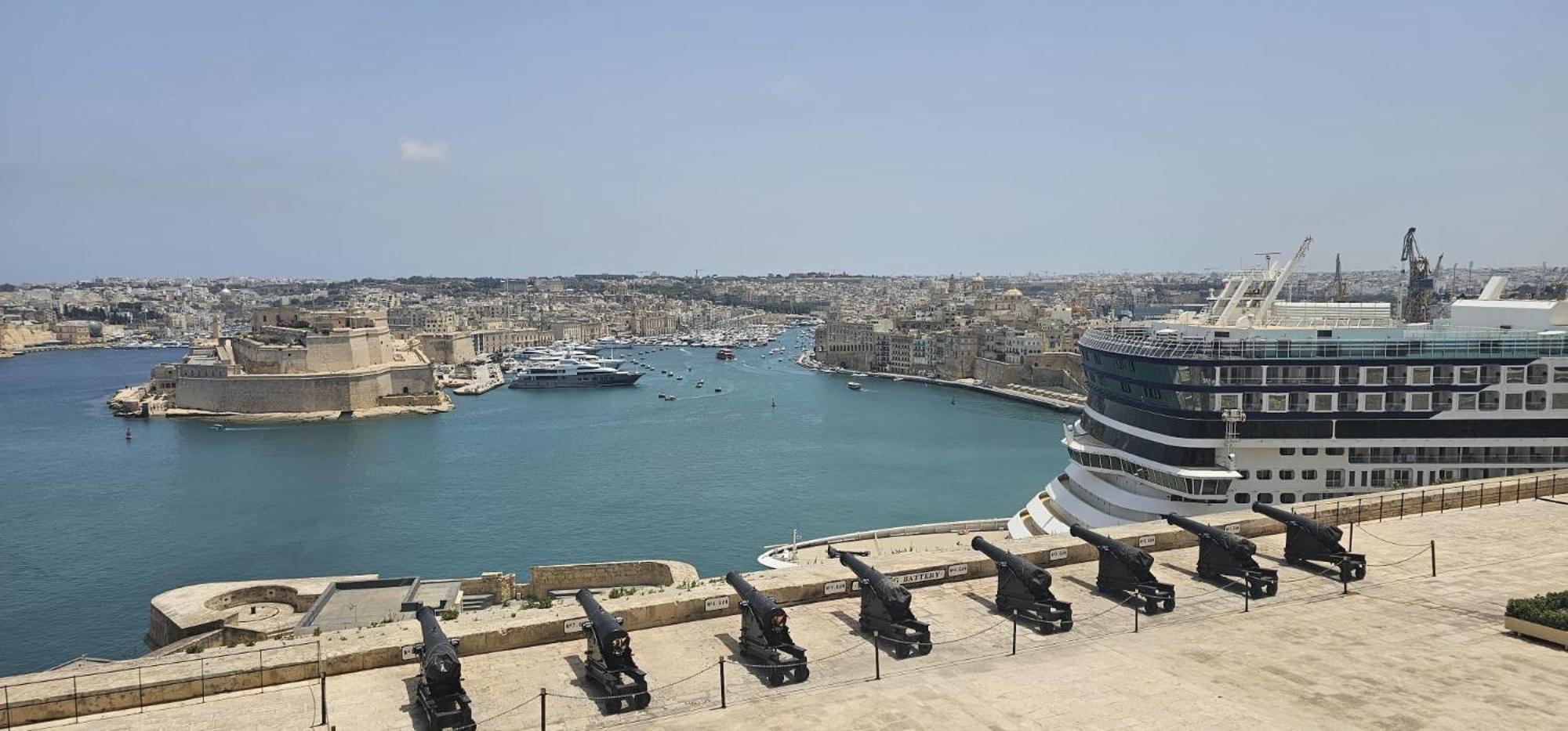 Modern Elegance Valletta Apartment Bagian luar foto